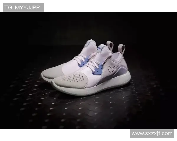 提升运动表现的秘密武器足球打底内衣助你畅享比赛激情与舒适体验