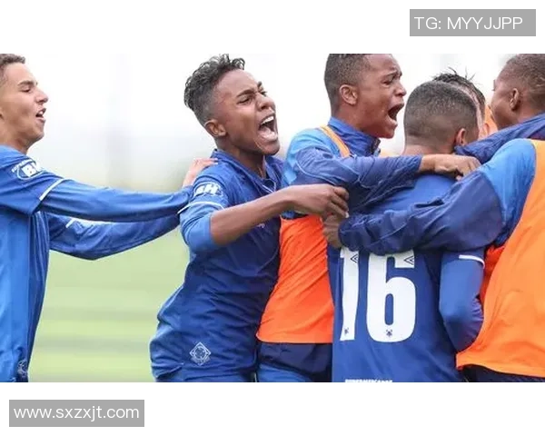 巴西足球防守战术的演变与现代化探索之路 巴西足球防守战术的演变与现代化探索之路