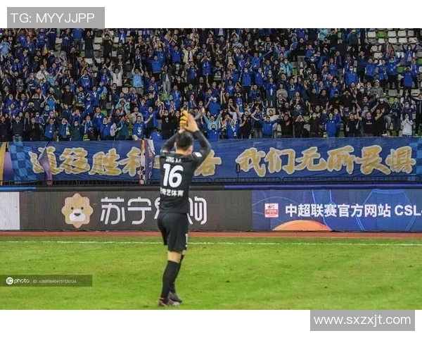 江苏苏宁足球直播精彩回顾与赛季展望球迷互动热情高涨 江苏苏宁足球直播精彩回顾与赛季展望球迷互动热情高涨